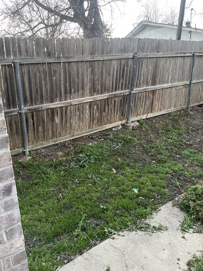 Building Photo - 927 Parkplace Ridge