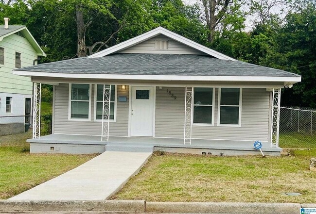 Building Photo - 1839 1st St S