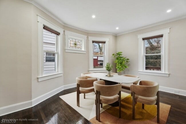 Building Photo - 32 Edgewood Rd