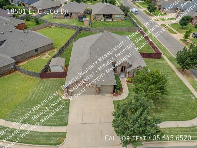 Building Photo - 18501 El Greco Dr