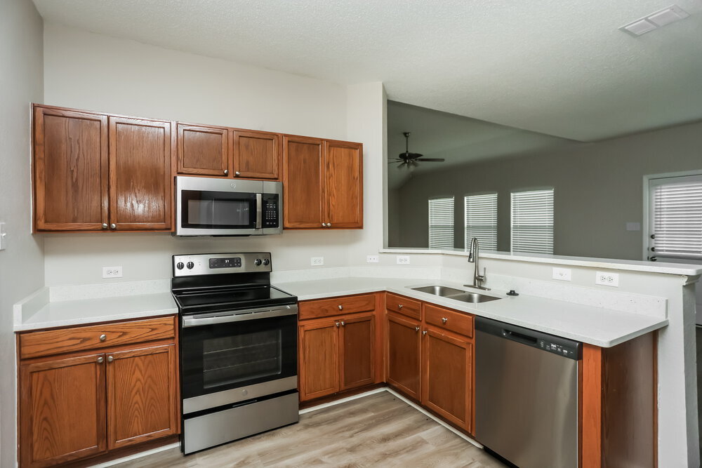 Building Photo - 1203 Hampton Dr