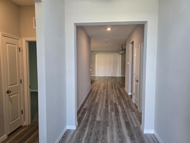 Building Photo - 6779 Flint Crk Dr