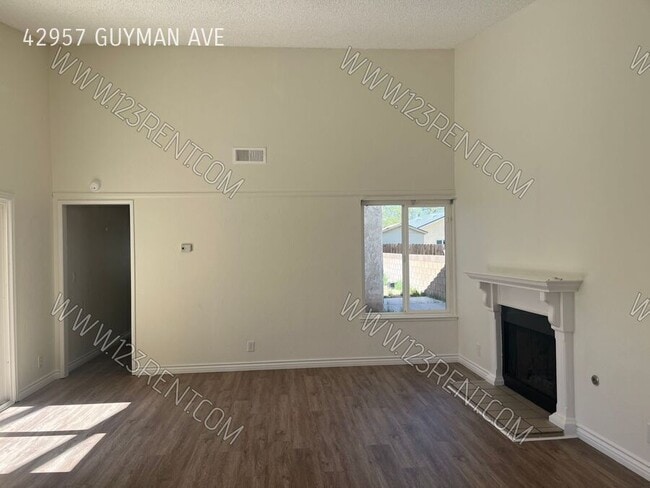 Building Photo - 42957 Guyman Ave