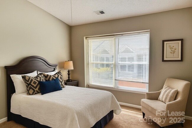 Building Photo - 8216 Legare Ct