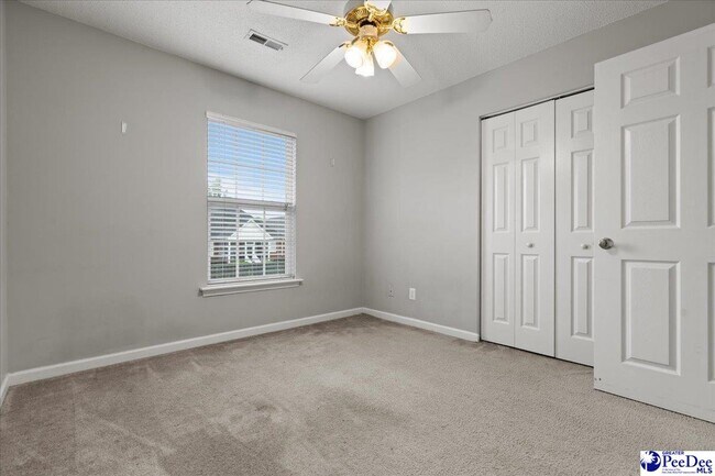 Building Photo - 529 3rd Loop Rd