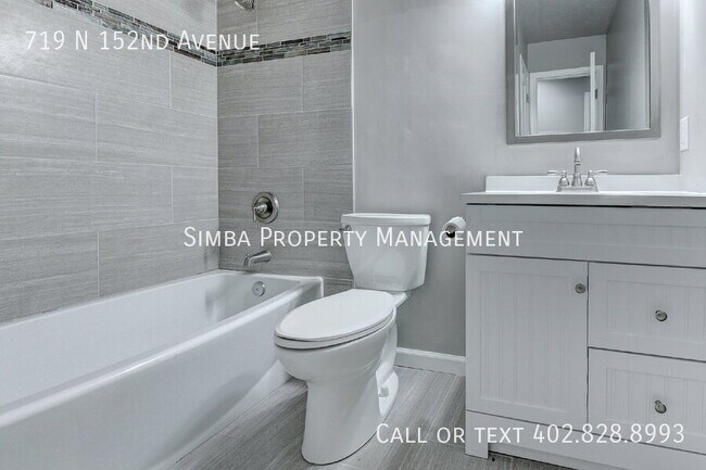 Building Photo - 719 N 152nd Ave