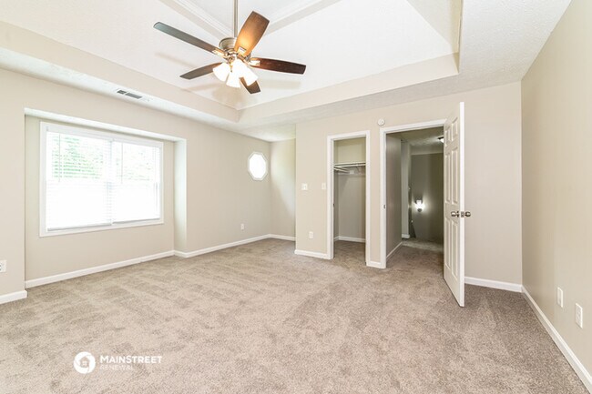 Building Photo - 600 N Oakland Cir