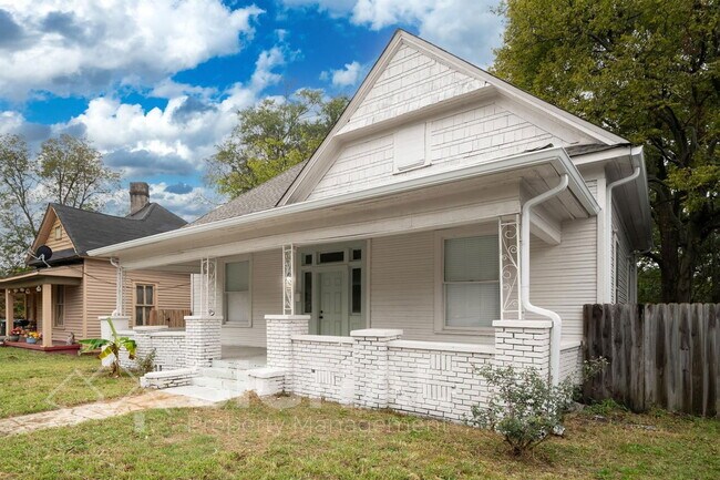 Building Photo - 4808 2nd Ave N