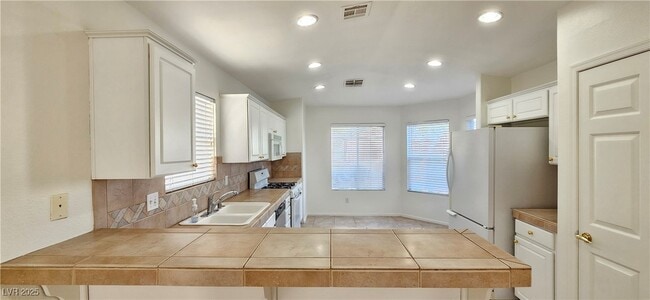 Building Photo - 2535 New Salem Ave