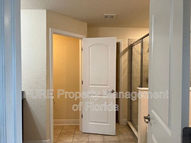 Building Photo - 9883 SW 55th Ave Rd