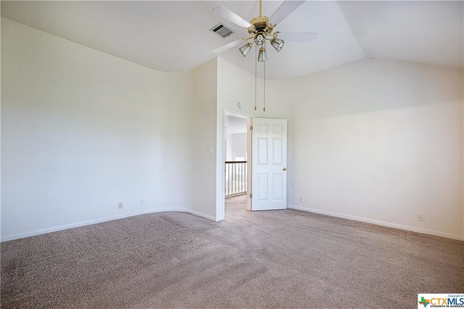 Building Photo - 10912 Chestnut Ridge Rd