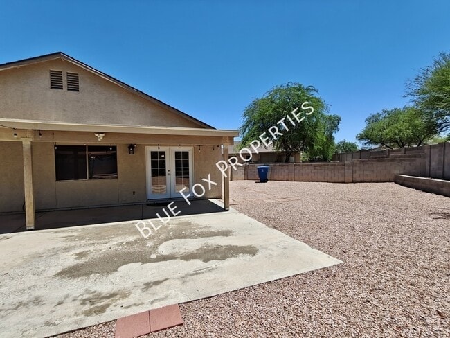 Building Photo - 3754 E White River Dr