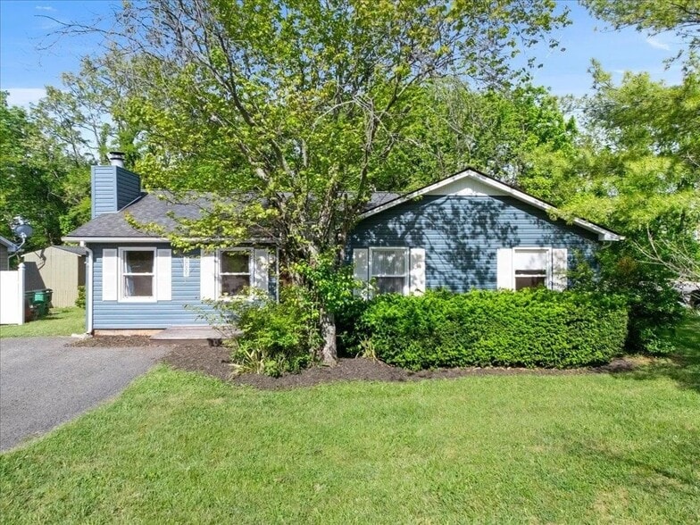 Building Photo - 1109 Scott Alan Cir
