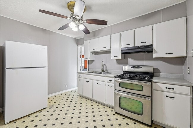 Building Photo - 620 Barbara Dr