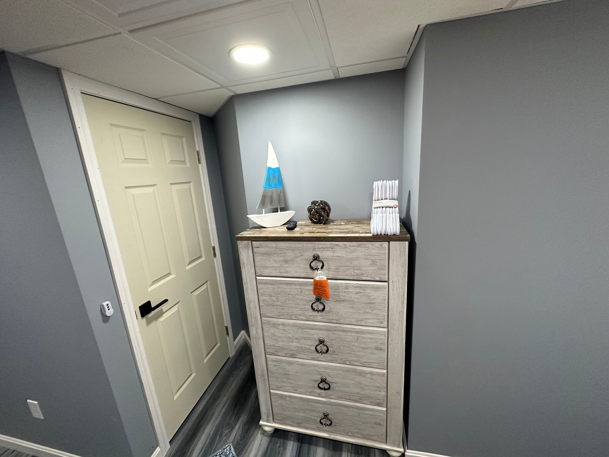 Building Photo - 122 Allen Ave