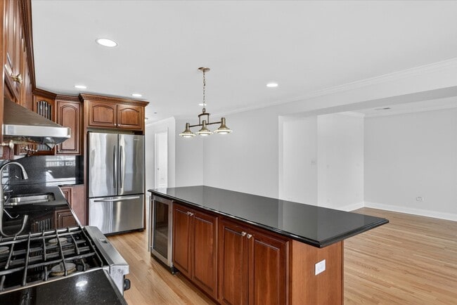 Building Photo - 7036 Cermak Rd