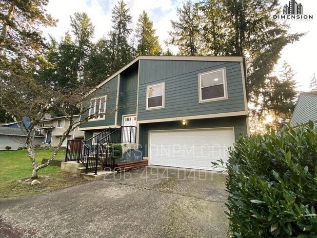 Building Photo - Covington Gem – Spacious 4BR/2BA Remodeled Home!