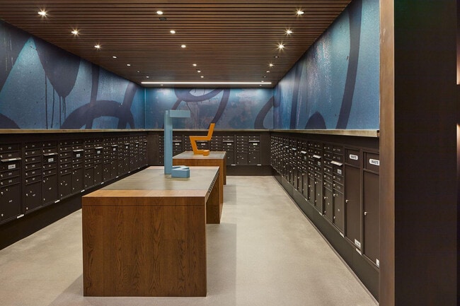 Building Photo - 949 1st St SE