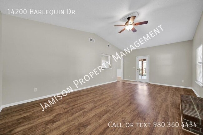 Building Photo - 14200 Harlequin Dr