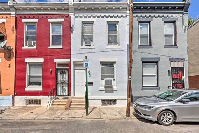 Building Photo - 1621 St. Paul St