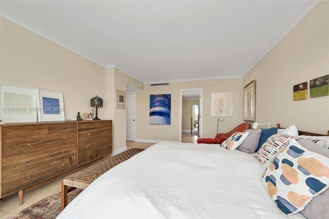 Building Photo - 155 Ocean Ln Dr