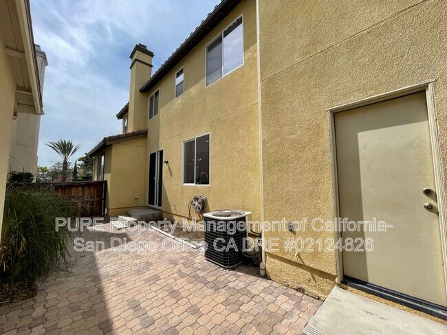Building Photo - 1644 Moonbeam Ln