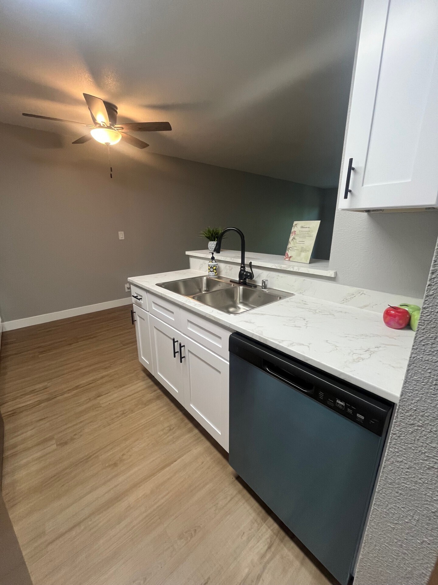 Building Photo - 941 Lewelling Blvd