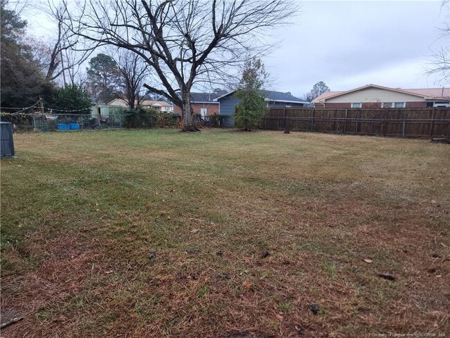 Building Photo - 318 Longhorn Dr