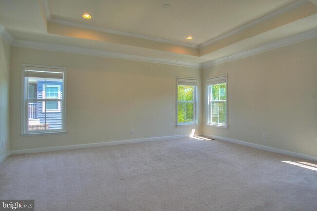 Building Photo - 42629 Oak Pk Sq