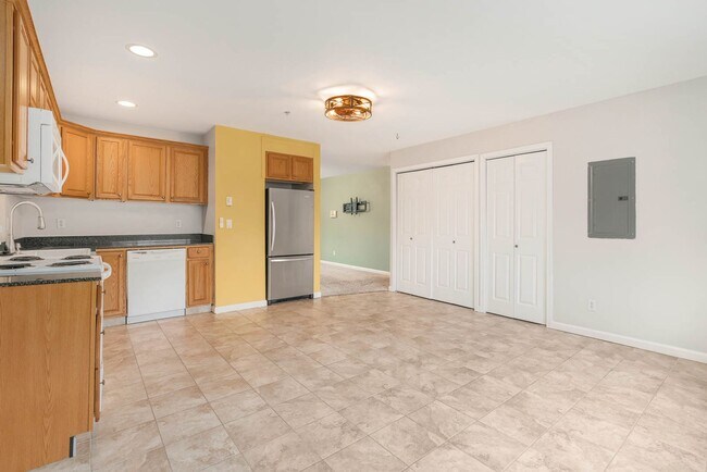 Building Photo - 3322 148th St SW