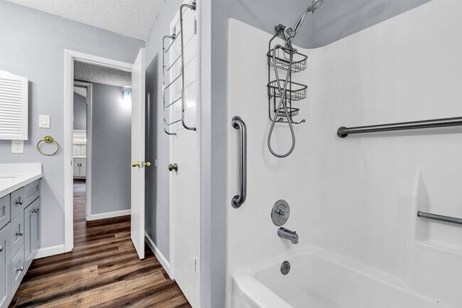 Building Photo - 3407 Pecan Point Dr