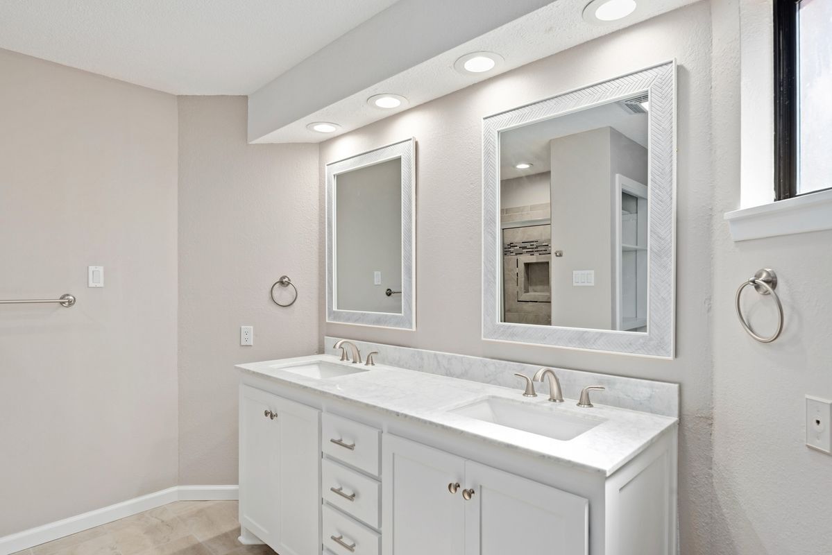 Building Photo - 104 Bogie Ln