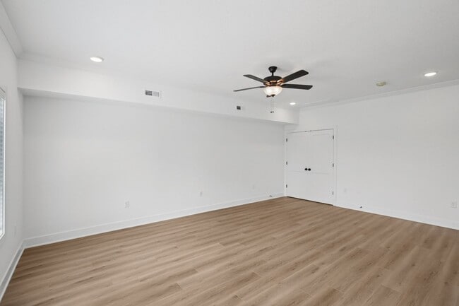 Floorplan - FAIRVIEW CROSSING TOWNHOMES