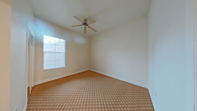 Building Photo - Unique Luxury 3/2 Condo in Reunion