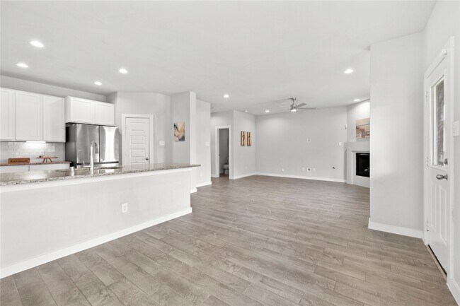 Building Photo - 2311 Honey Heights Ln
