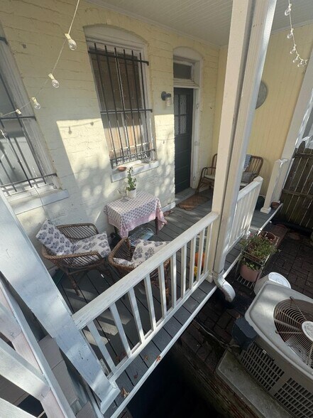 Rear deck - 1658 Avon Pl NW
