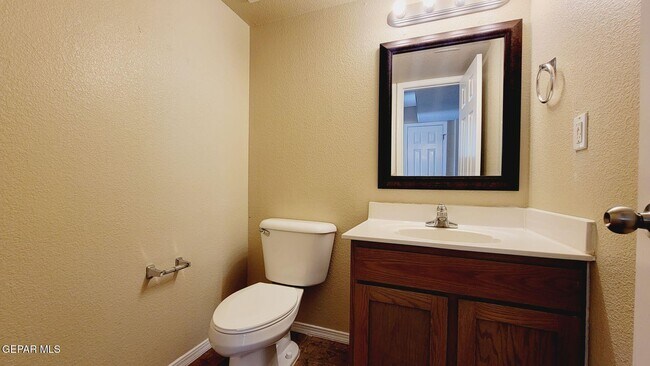 Building Photo - 6329 Franklin Ridge Dr