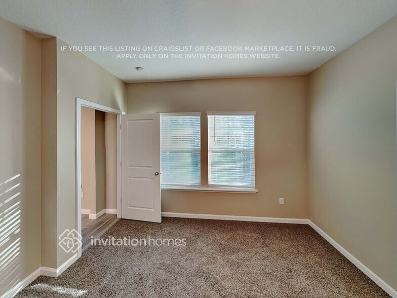 Building Photo - 6748 Hvn Crst Ct