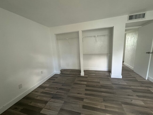 Building Photo - Spacious 3-Bedroom, 2.5-Bathroom Condo – P...