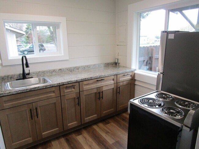 Building Photo - 0521