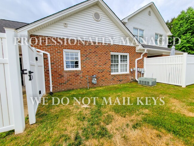 Building Photo - 161 Irene Ct