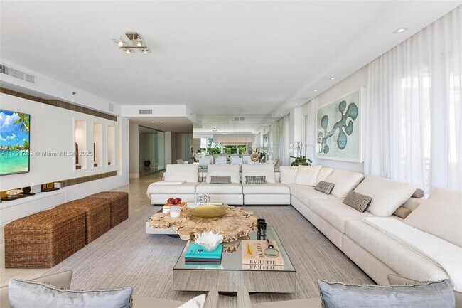 Building Photo - 2021 Fisher Island Dr