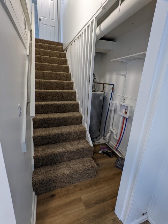 Building Photo - 4995 Jackson St