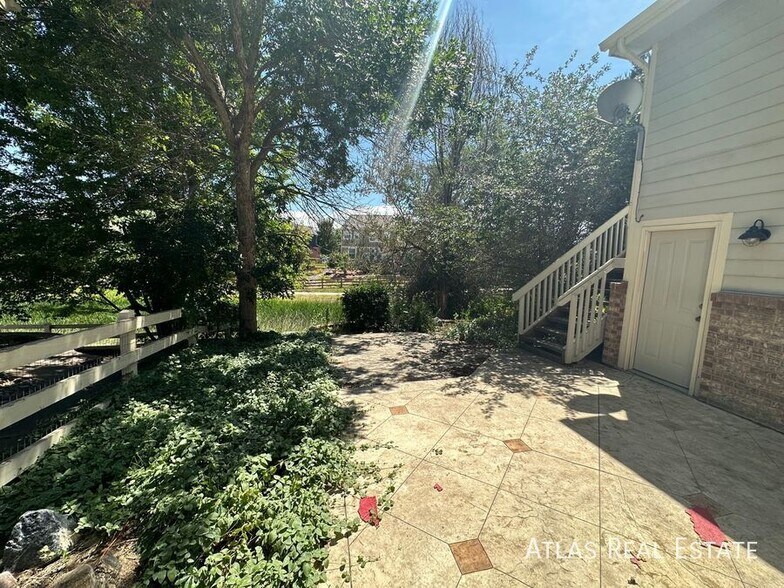 Building Photo - 14078 Blue River Trail