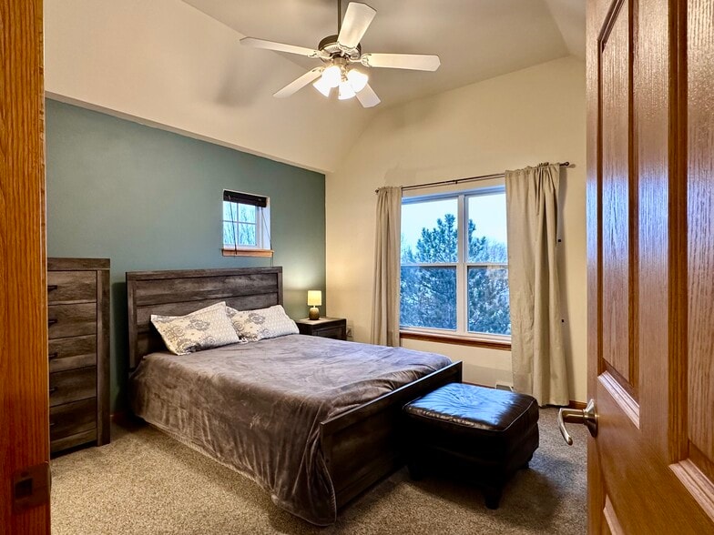 Building Photo - 7131 Discovery Ln