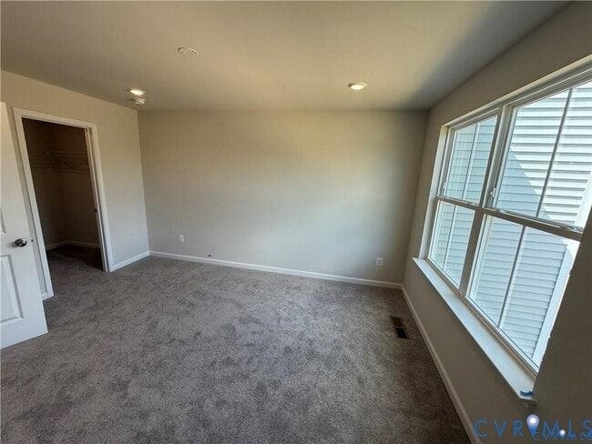 Building Photo - 8753 Whitman Dr