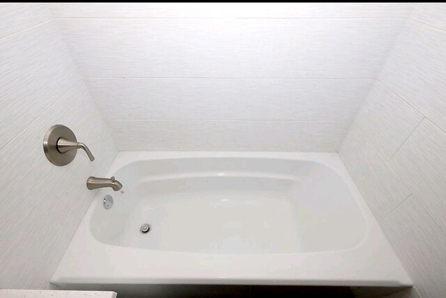 Building Photo - 345 E Eastgate Pl