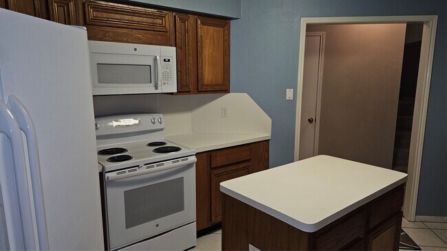 Building Photo - 3607 Duncaster Dr