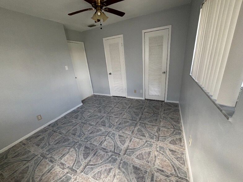 Building Photo - 8601 NW 59th St