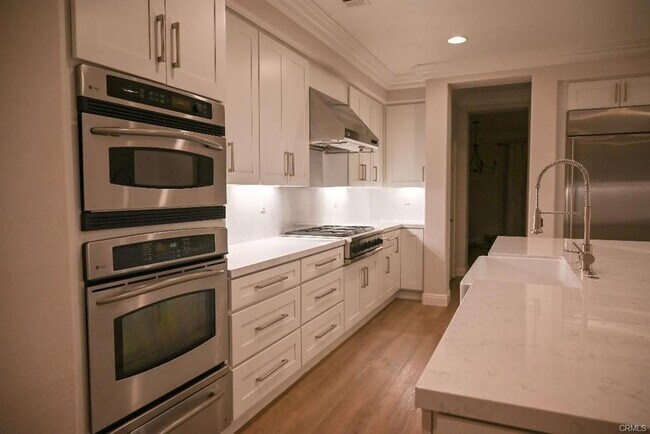 Building Photo - 26850 Boulder Crest Dr